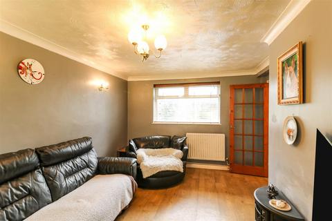 301 Halling Hill, Harlow, CM20 3JU