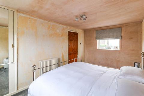 301 Halling Hill, Harlow, CM20 3JU