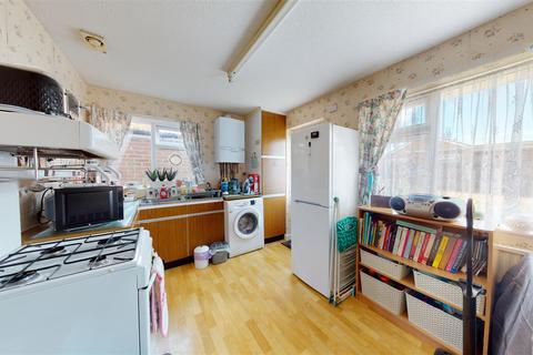 83 Windermere Avenue, Ramsgate, CT11 0QD