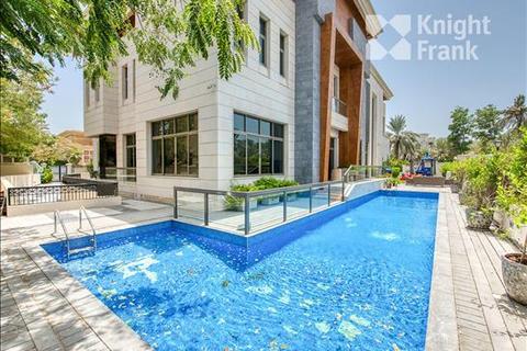6 bedroom villa, Sector W, Emirates Hills, Dubai
