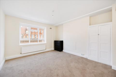 2 bedroom flat to rent, Bamborough Gardens, Shepherd's Bush W12 W12