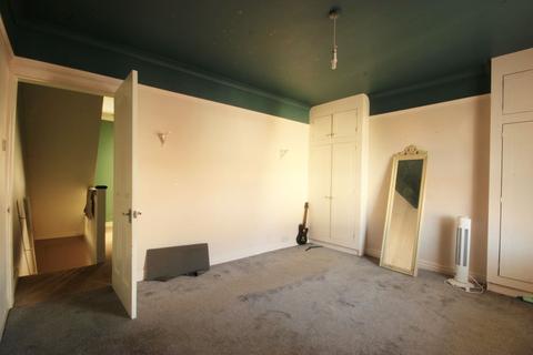 2 bedroom end of terrace house for sale - St Nicholas Road, Beverley HU17 0QT