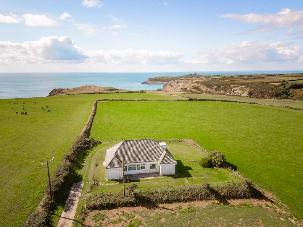 Ty Dwr, Rhossili 3 bed property for sale - £600,000