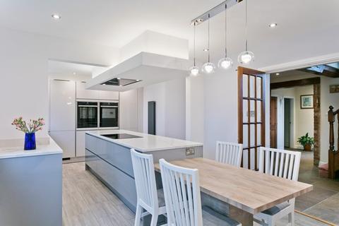 Rosebank Lodge Coates Lane, Barnoldswick, BB18 6HJ