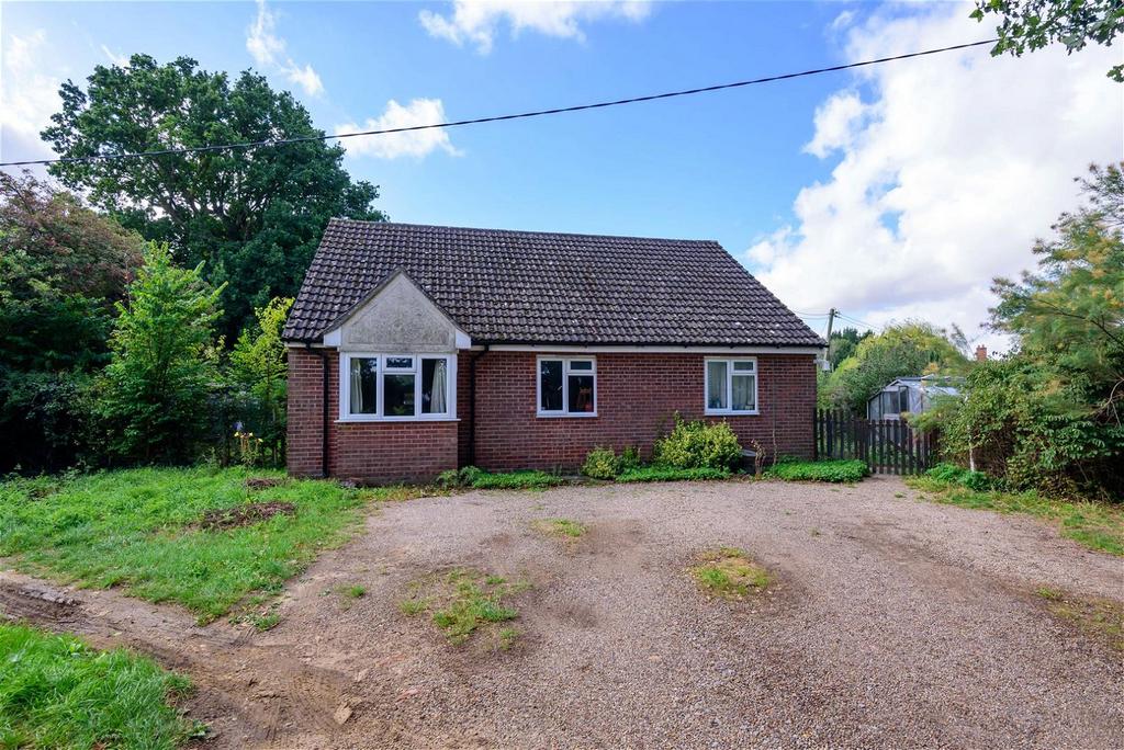 Long Lane, Rayne, Braintree 3 bed equestrian property £800,000