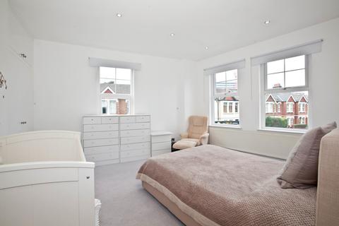 2 bedroom house to rent - Montgomery Road, Chiswick, London, UK, W4