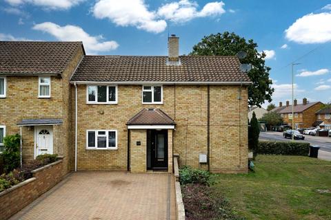 19 Chardins Close, Hemel Hempstead, HP1 2QN