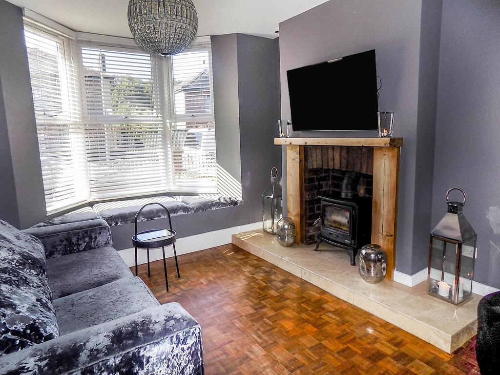 Quarella Road, Bridgend, Bridgend County. CF31 1JT 3 bed terraced house