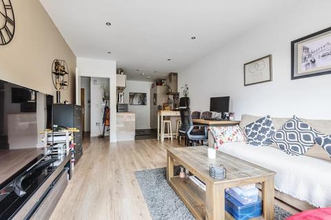 1 bedroom apartment to rent - Ebony Crescent,  Barnet,  EN4