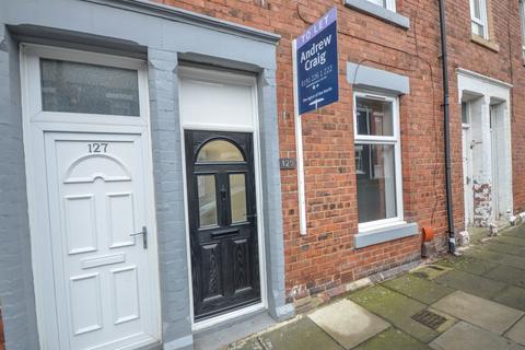 2 bedroom flat to rent, East Stevenson Street, South Shields