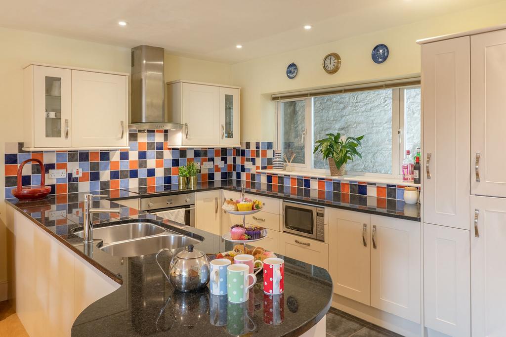 Kitchen Spittis Park Kingswear