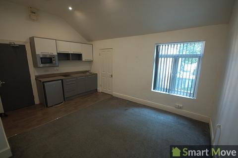 Studio to rent, Park Road, Peterborough, Cambridgeshire. PE1 2TT