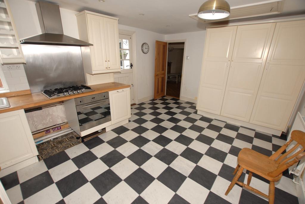 Kitchen/breakfst rm