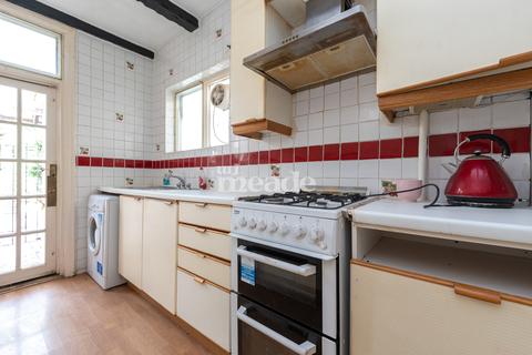 21 Nelson Road, London, E4 9AP
