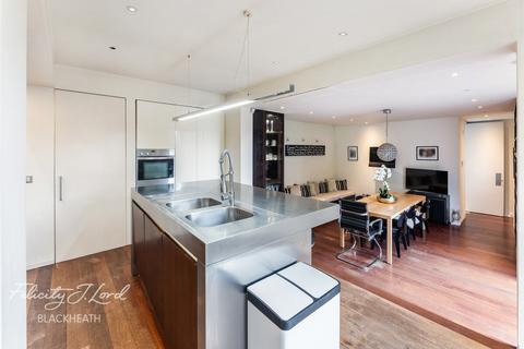 49 Kinlet Road, London, SE18 3BZ