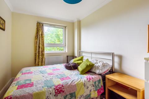 175 Richmond Park Road, Kingston Upon Thames, KT2 6AG