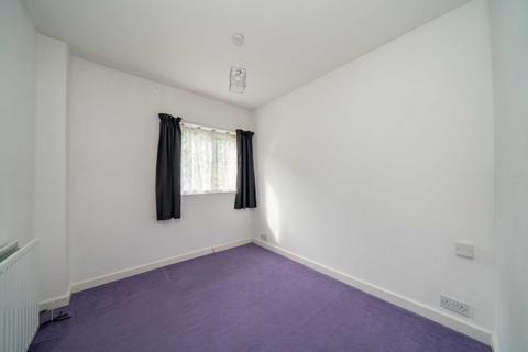 20 Roughdown Avenue, Hemel Hempstead, HP3 9BH