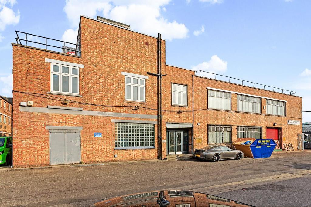 Forest Real Estate14 Trading Estate Road1.jpg
