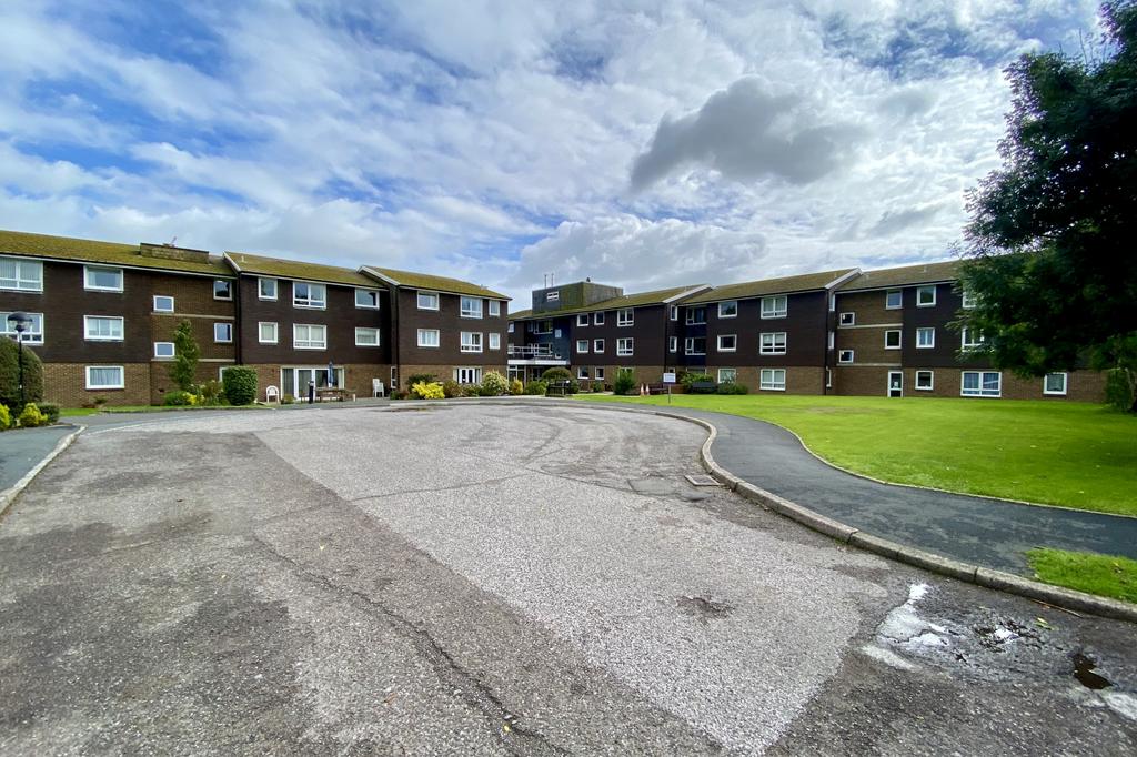 Guardian Court, Brookside Avenue, Polegate, East Sussex, BN26 1 bed
