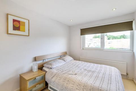 25d Cintra Park, Upper Norwood, London, SE19 2LH