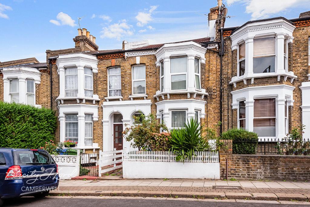 Shenley Road, London, SE5 4 bed terraced house for sale £800,000