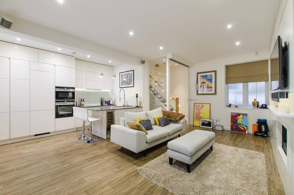 Stanhope Mews East, South Kensington... 3 bed house £6,500 pcm (£