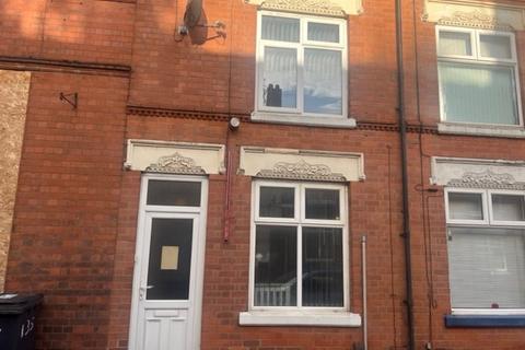 3 bedroom terraced house to rent, Rydal Street, Leicester LE2