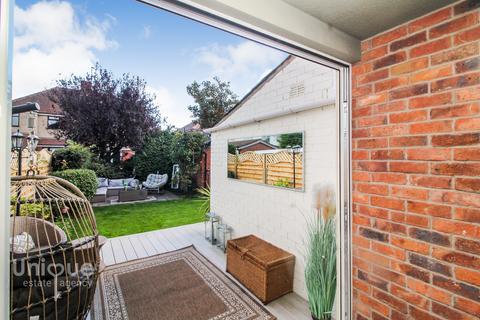 18 Balham Avenue, Blackpool, FY4 3QP