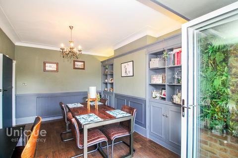 18 Balham Avenue, Blackpool, FY4 3QP