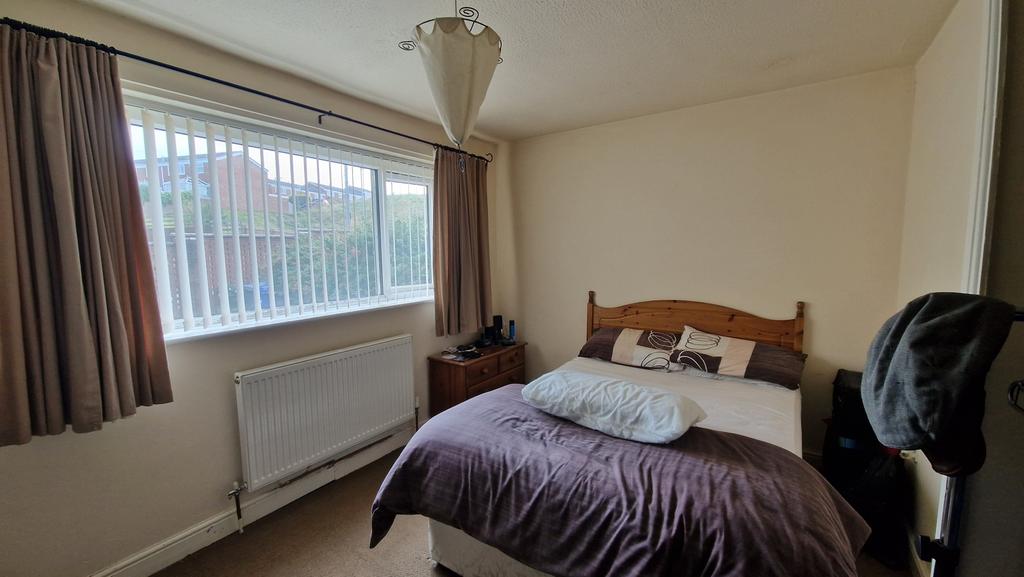 Walton Grove, Talke, ST7 3 bed semidetached house £130,000