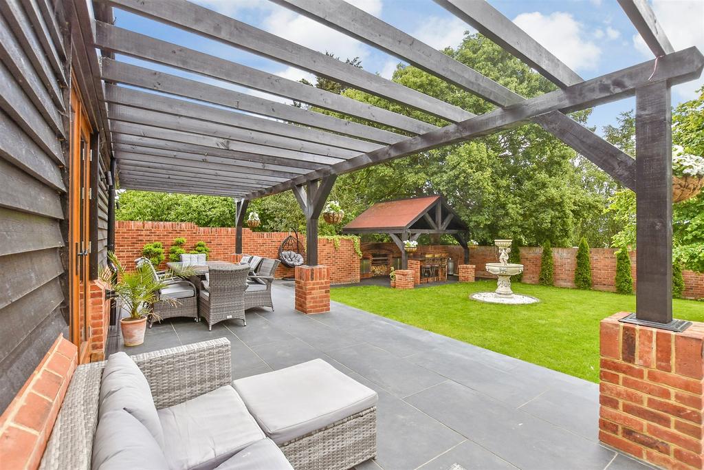 Patio / Decking