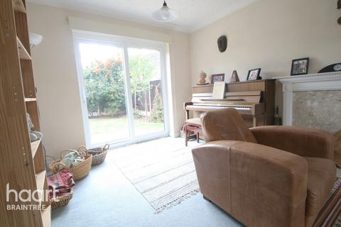 21 Pochard Way, Great Notley, Braintree, CM77 7WA