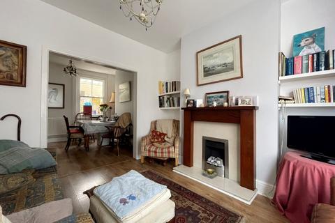 64 Barton Road, Exeter, EX2 9BT