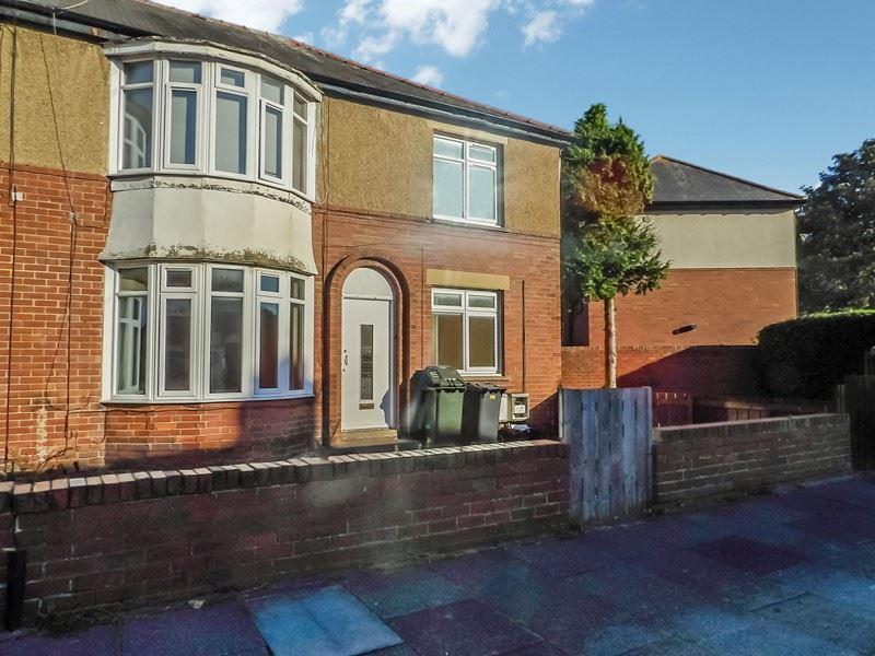 Closefield Grove, Whitley Bay, Tyne... 2 bed ground floor flat £700