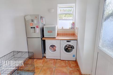 330 Wortley Road, Rotherham, S61 1JP