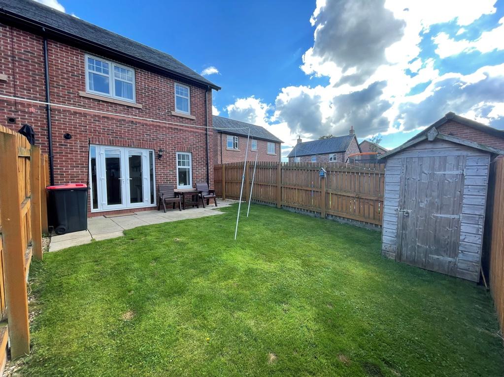 11 Haining Drive, Summerpark, Dumfries, DG1 3 GF -