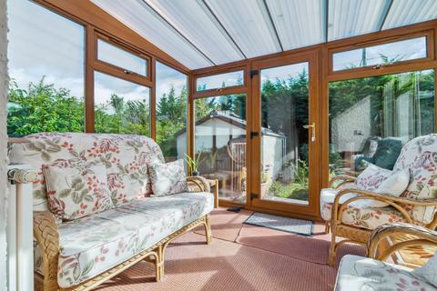17 Atholl Drive, Giffnock, Glasgow, G46 6QL