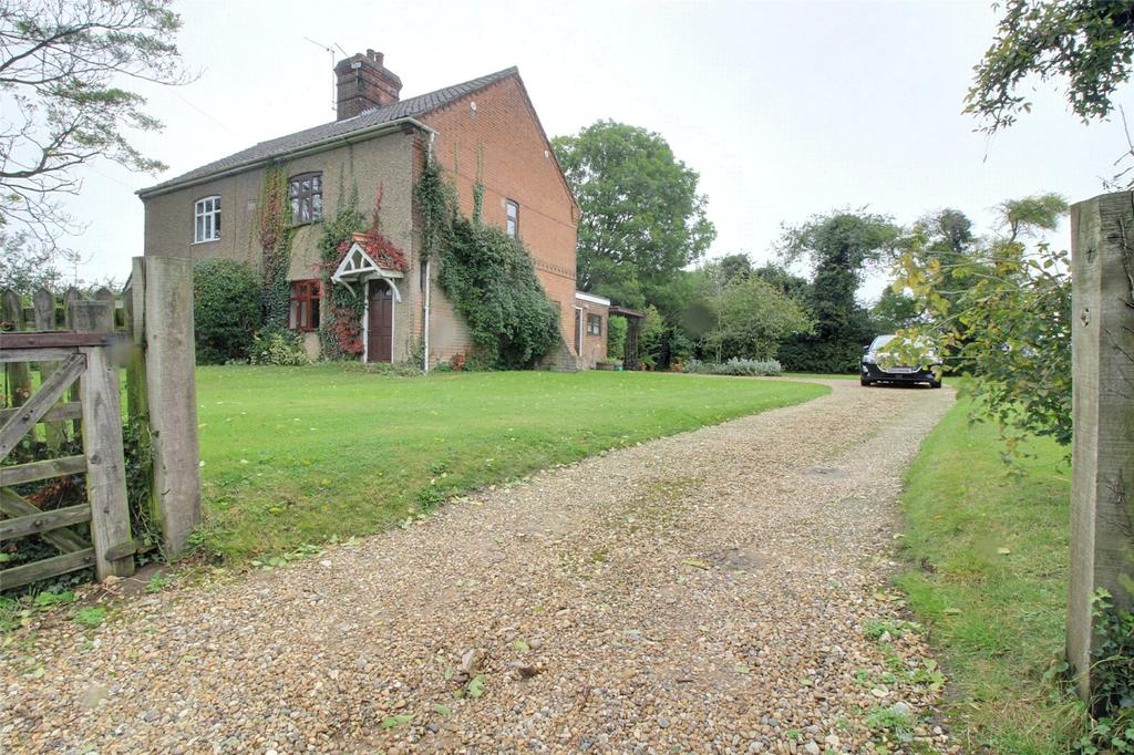 Reepham Road, Brandiston, Norwich, NR10 3 bed semidetached house £