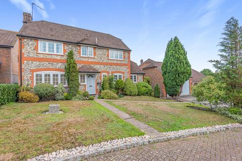 46 Albert Road, Bagshot, GU19 5QJ
