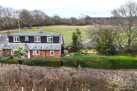 3 bedroom semi-detached house for sale, Jordans Lane, Pilley, Lymington, Hampshire, SO41