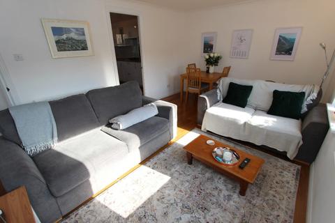 2 bedroom flat to rent - North Werber Place, Fettes, Edinburgh, EH4