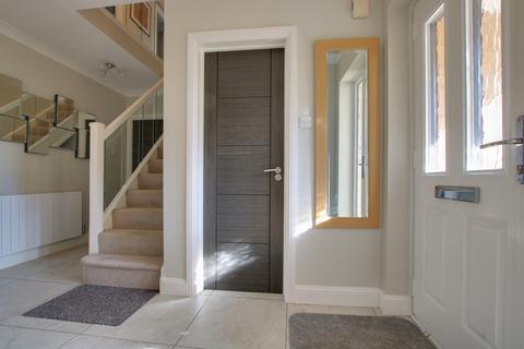 11 Crofton Close, Southampton, SO17 1XB