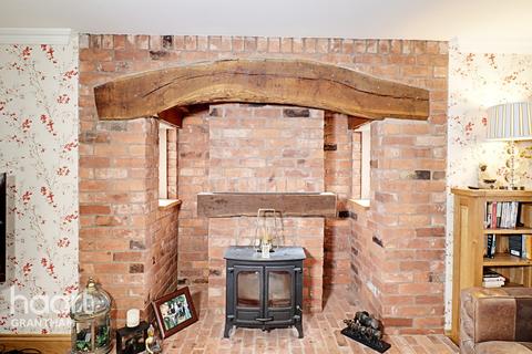Wellington House Bottom Street, Allington, Grantham, NG32 2DT