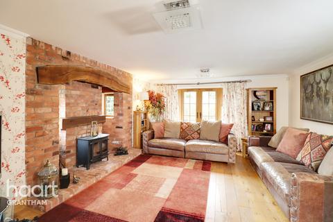 Wellington House Bottom Street, Allington, Grantham, NG32 2DT