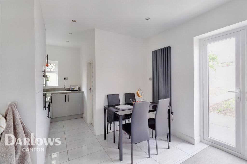 Wilson Place, Cardiff 3 bed semidetached house for sale £250,000