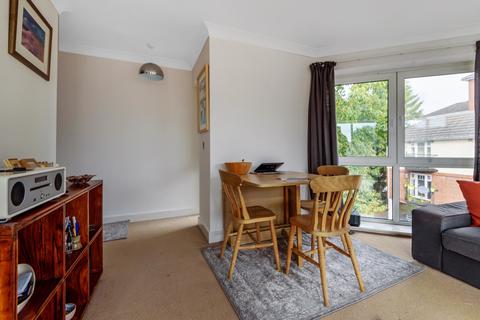 2 bedroom apartment for sale - Regents Park Road, Regents Park, Southampton, Hampshire, SO15