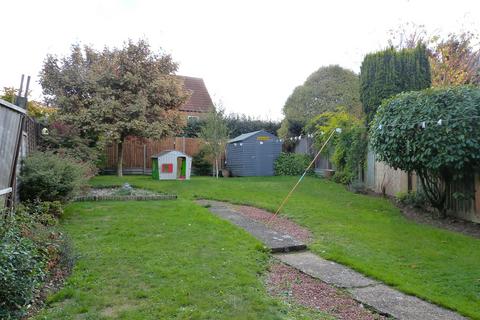 123 Central Avenue, Syston, Leicester, LE7 2EG