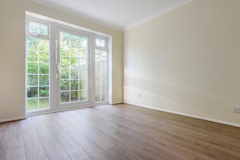 1, Oakwood Court Clews Lane, Bisley, Woking, GU24 9SJ