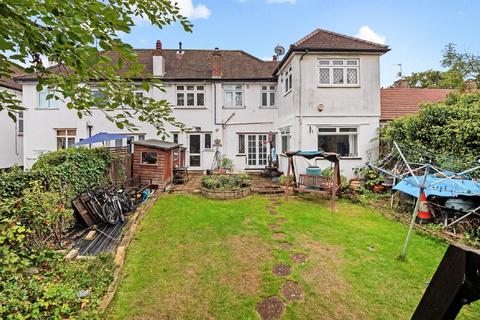 20 Blakes Lane, New Malden, KT3 6NR