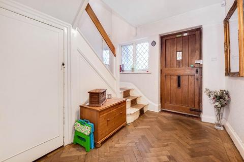 20 Blakes Lane, New Malden, KT3 6NR